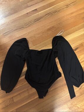 Lulu's Black Puff-Sleeve Square-Neck Bodysuit